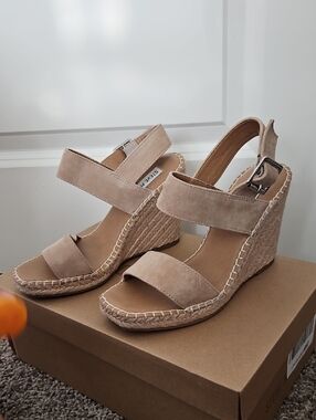 Steve Madden Taupe Suede Espadrille Wedge Sandals